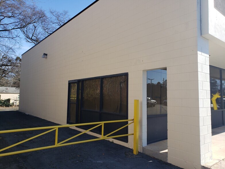 More Photos Of 279 Powers Ferry Rd SE, Marietta Storefront For Sale