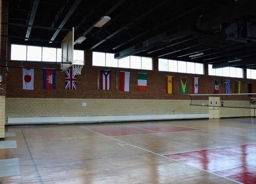 More Photos Of 2300 Mahantongo St, Pottsville Theater Concert Hall For Sale