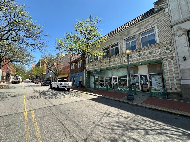 More Photos Of 702-708 Wood St, Pittsburgh Storefront Retail Residential For Sale