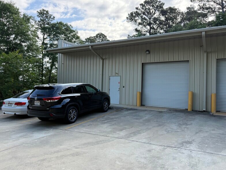 More Photos Of 1702 Saugahatchee Rd, Auburn Service For Lease