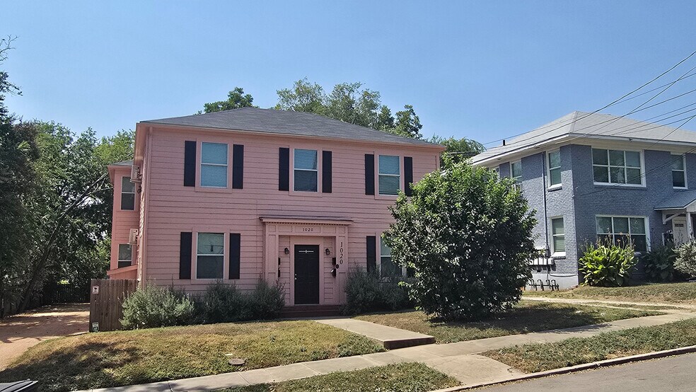 More Photos Of 1020 W French Plz, San Antonio Apartments For Sale