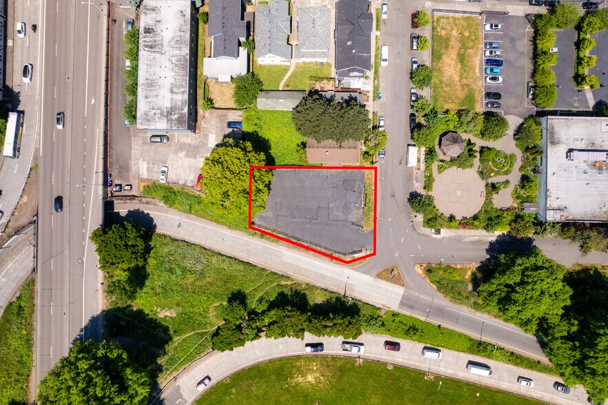 More Photos Of 0000 S Water Ave, Portland Land For Lease