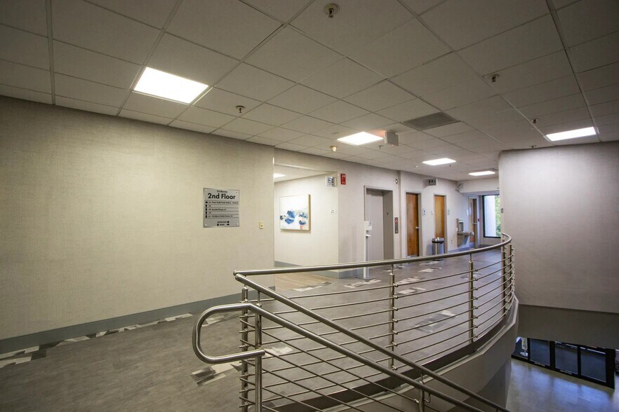 More Photos Of 115 Blarney Dr, Columbia Medical For Lease