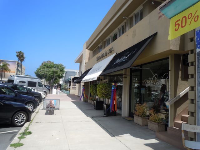 More Photos Of 7713-7719 Fay Ave, La Jolla Loft Creative Space For Lease