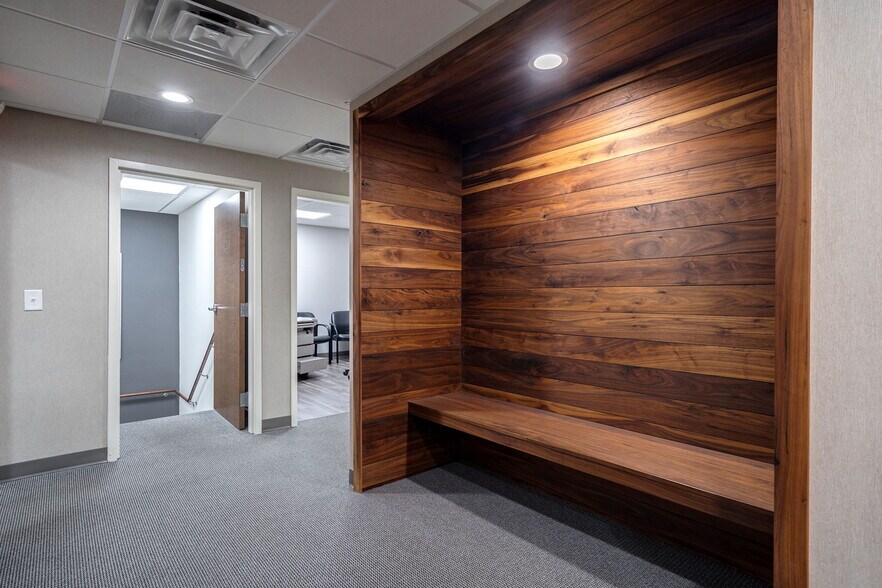 More Photos Of 195 King Ave, Athens Medical For Lease