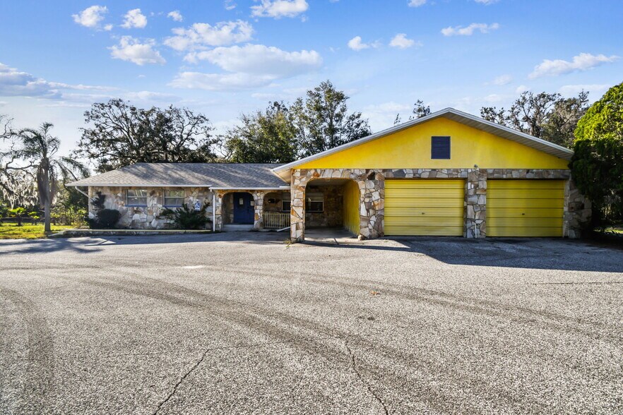 More Photos Of 10129 Little Rd, New Port Richey Medical For Sale