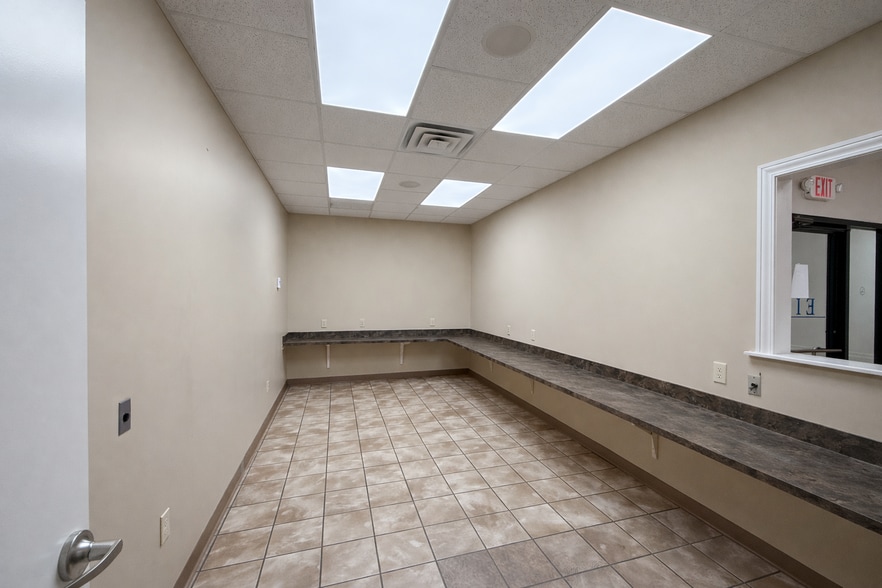 More Photos Of 420 Liberty Park Ct, Flowood Coworking Space