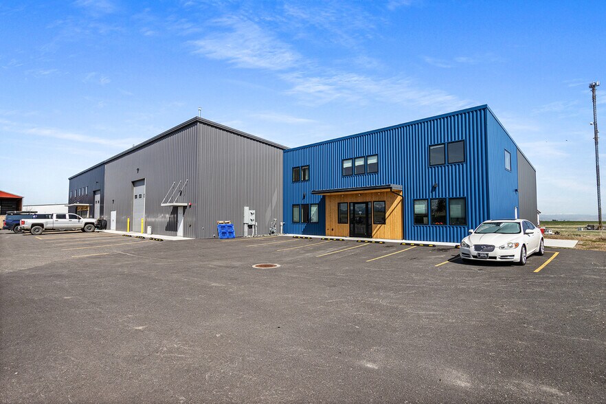 More Photos Of 167 All West Trl, Bozeman Warehouse For Lease
