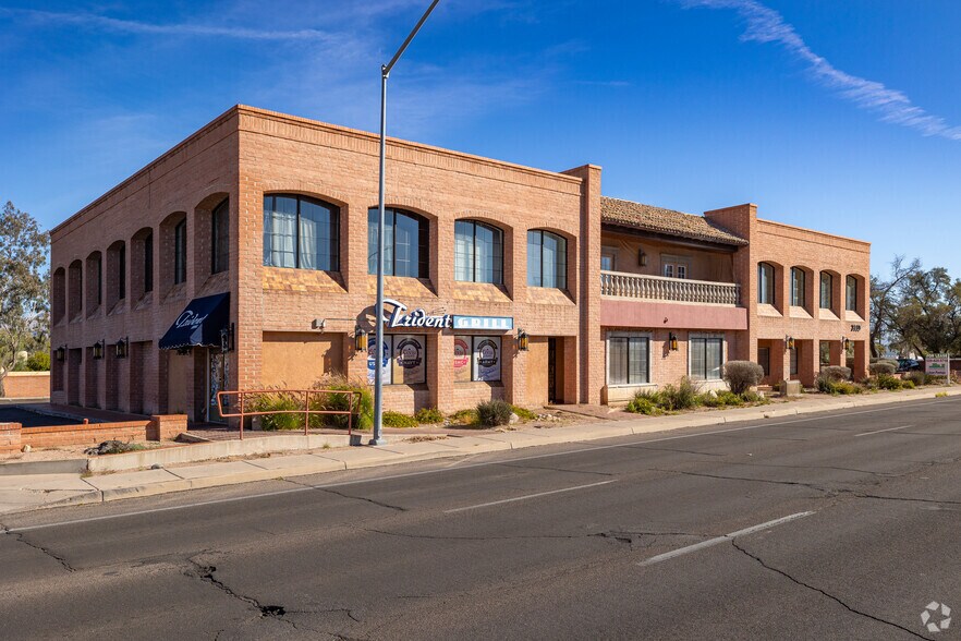 Primary Photo Of 2033 E Speedway Blvd, Tucson Office For Lease