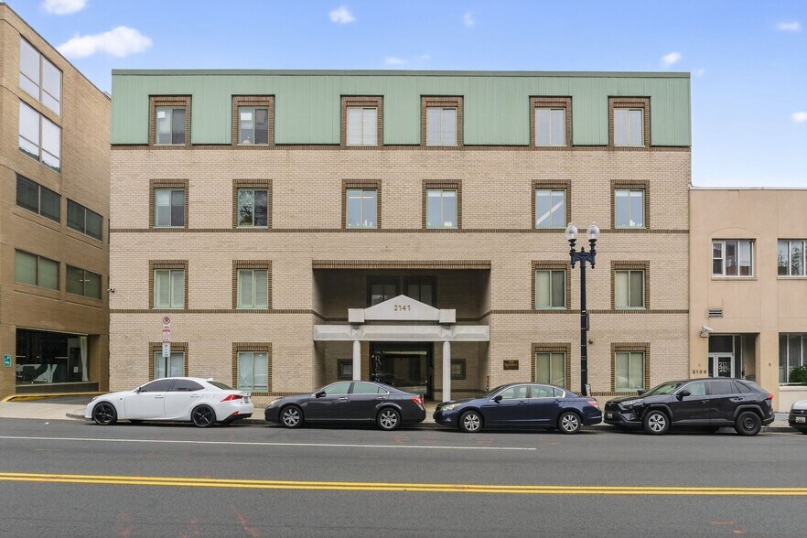 More Photos Of 2141 Wisconsin Ave NW, Washington Apartments For Sale