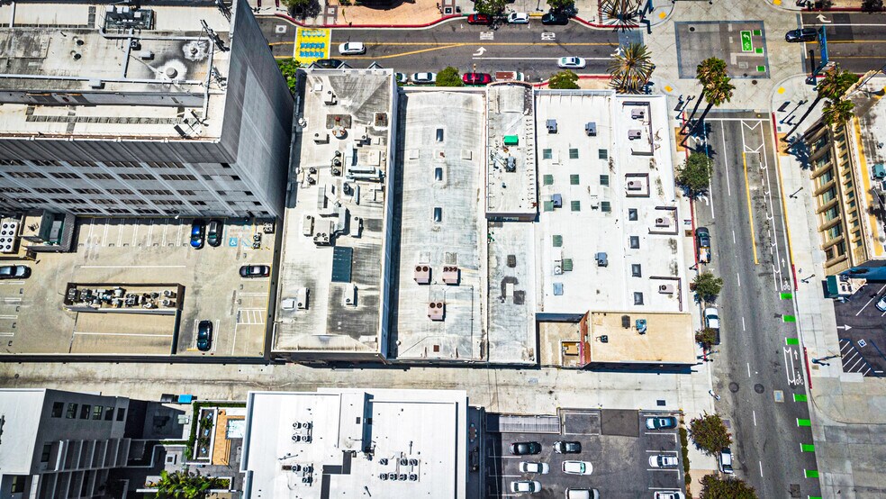 More Photos Of 236-242 Pine Ave, Long Beach Storefront Retail Office For Lease