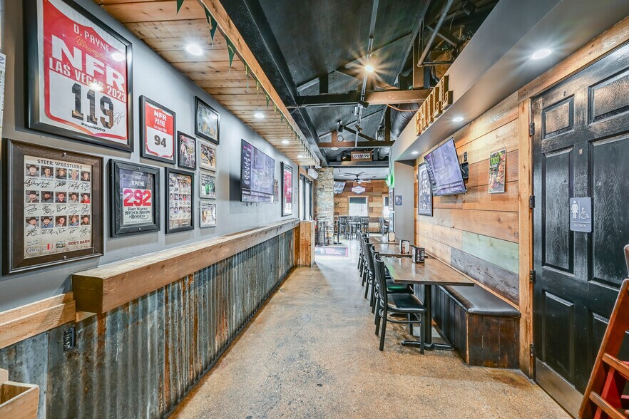 More Photos Of , Grapevine General Retail For Sale