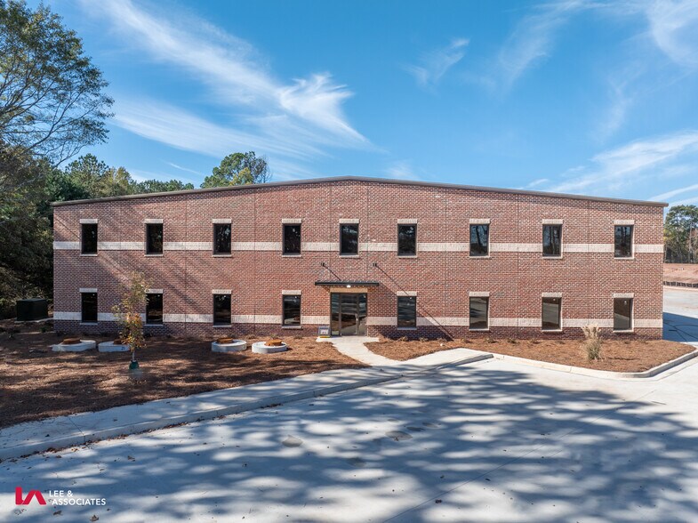 More Photos Of 8385 Tatum Rd, Palmetto Warehouse For Lease