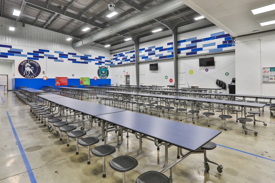 More Photos Of 4343 W Commerce St, San Antonio Schools For Sale