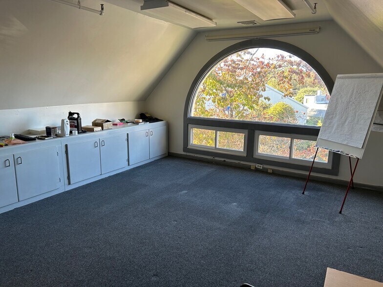 More Photos Of 1698 Post Rd E, Westport Office Residential For Sale
