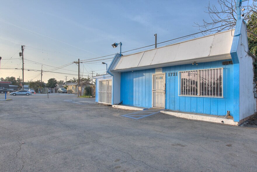 More Photos Of 1715 W 1st St, Santa Ana Land For Sale