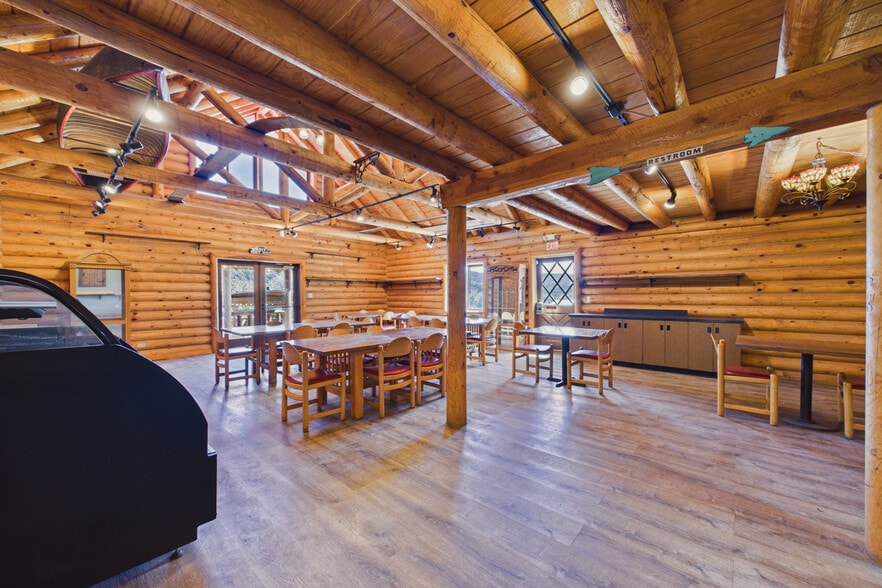 More Photos Of 949 Highway 82, Mountain Park Storefront Retail Residential For Sale