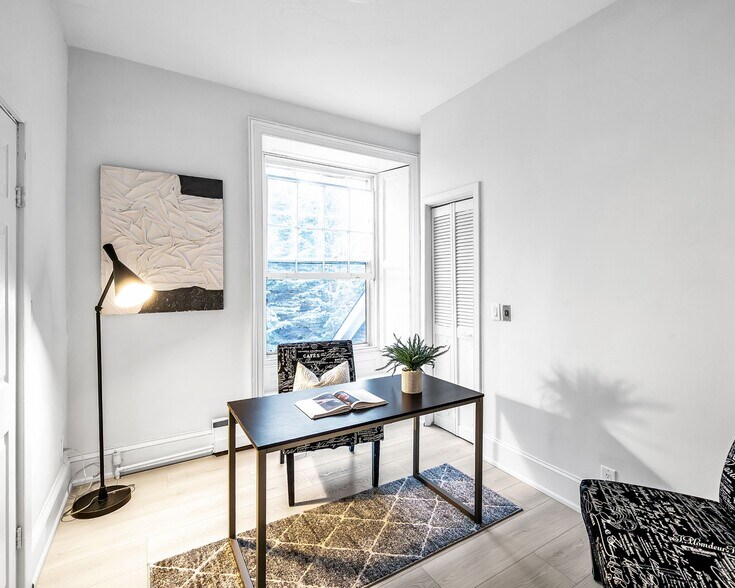 More Photos Of 780 Garden St, Whitby Office Residential For Sale