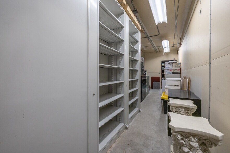 More Photos Of 601 West Blvd, Rapid City Office For Lease