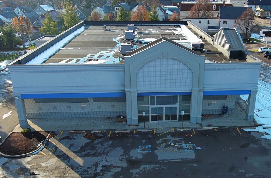 More Photos Of 1625 Broadway St, Buffalo General Retail For Sale