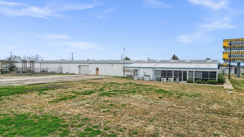 More Photos Of 18987 W US Highway 82, Sherman Industrial For Sale