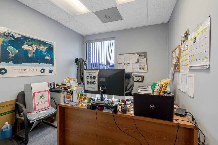 More Photos Of 532 State Fair Blvd, Syracuse Light Distribution For Sale