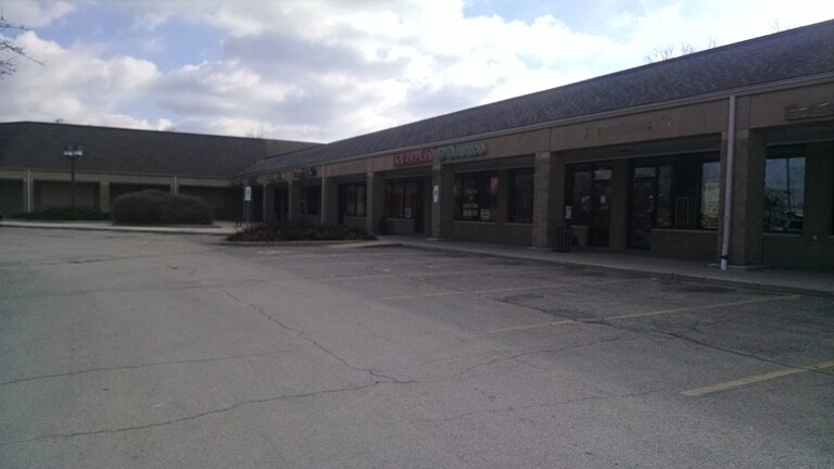 More Photos Of 4500-4574 State Route 71, Oswego Restaurant For Lease