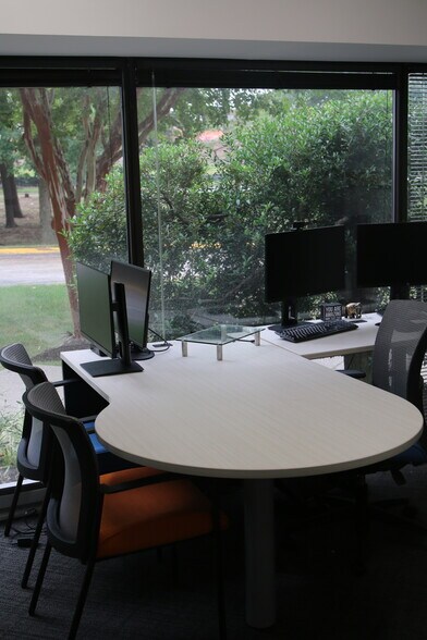 More Photos Of 1190 Winterson Rd, Linthicum Coworking Space