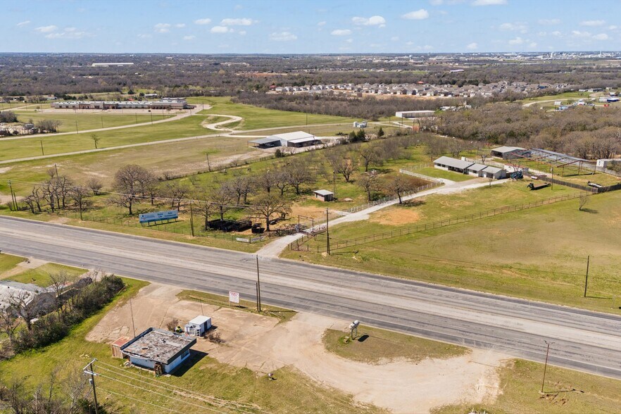 More Photos Of 1641 E Henderson St, Cleburne Land For Sale