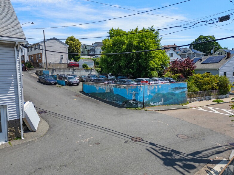 More Photos Of 3 Gladstone Ter, Everett Land For Sale