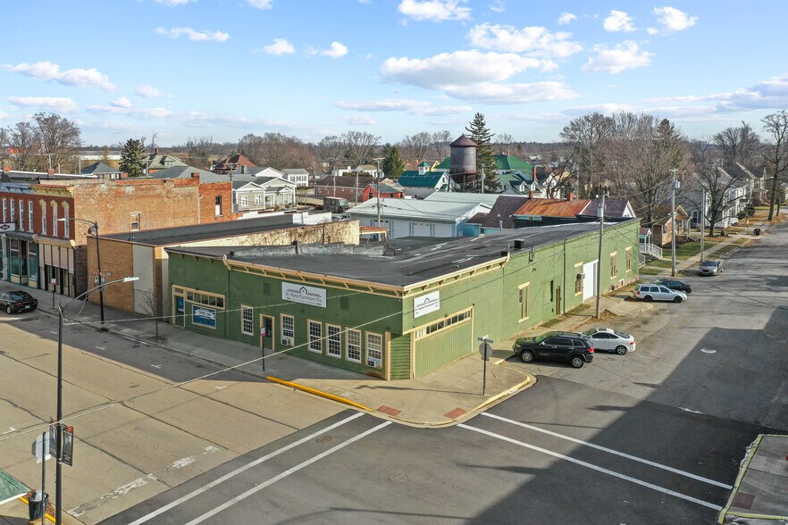 More Photos Of 147 S Springfield St, Saint Paris General Retail For Sale