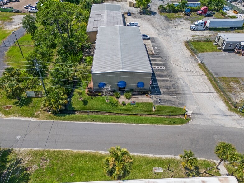 More Photos Of 5021 Stepp Ave, Jacksonville Unknown For Lease