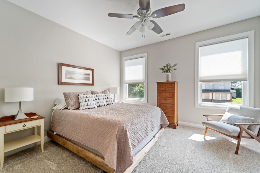 More Photos Of 214 Broadway St, Marine City Storefront For Sale