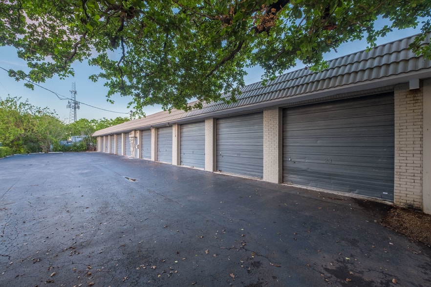 More Photos Of 800 SW 15th Ave, Delray Beach Warehouse For Sale