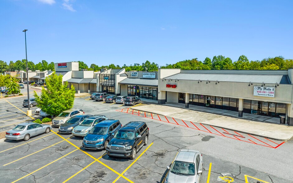 More Photos Of 1247 Burkemont Ave, Morganton Unknown For Lease