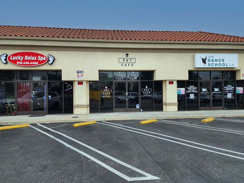 More Photos Of 21514-21534 Devonshire St, Chatsworth Unknown For Lease