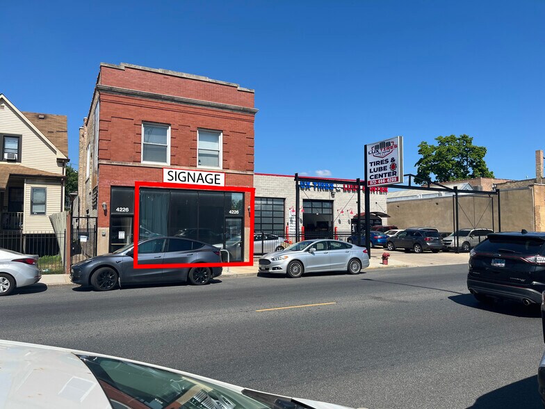 Primary Photo Of 4226 N Pulaski Rd, Chicago Storefront Retail Office For Lease