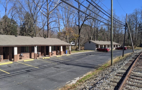 More Photos Of 940 W Main St, Sylva Hotel For Sale