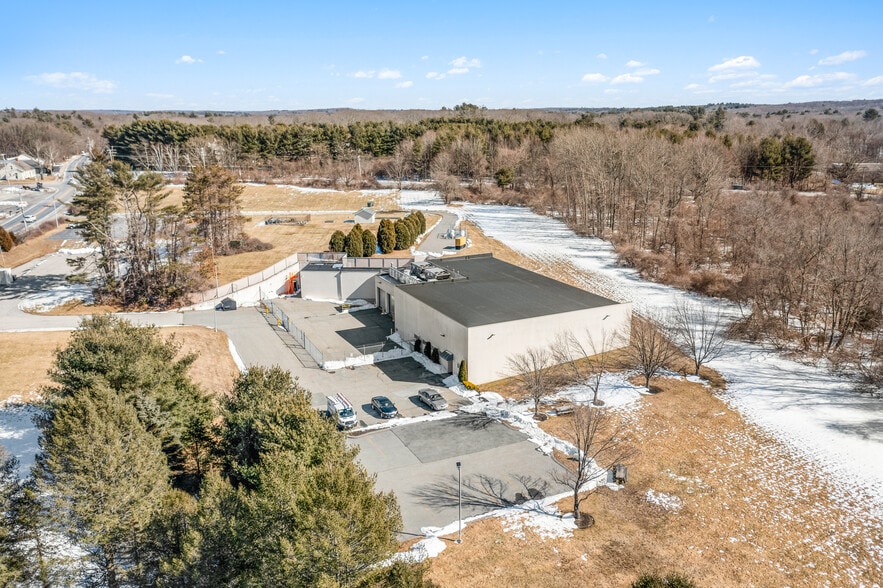 More Photos Of 24 Snake Hill Rd, North Scituate Manufacturing For Lease
