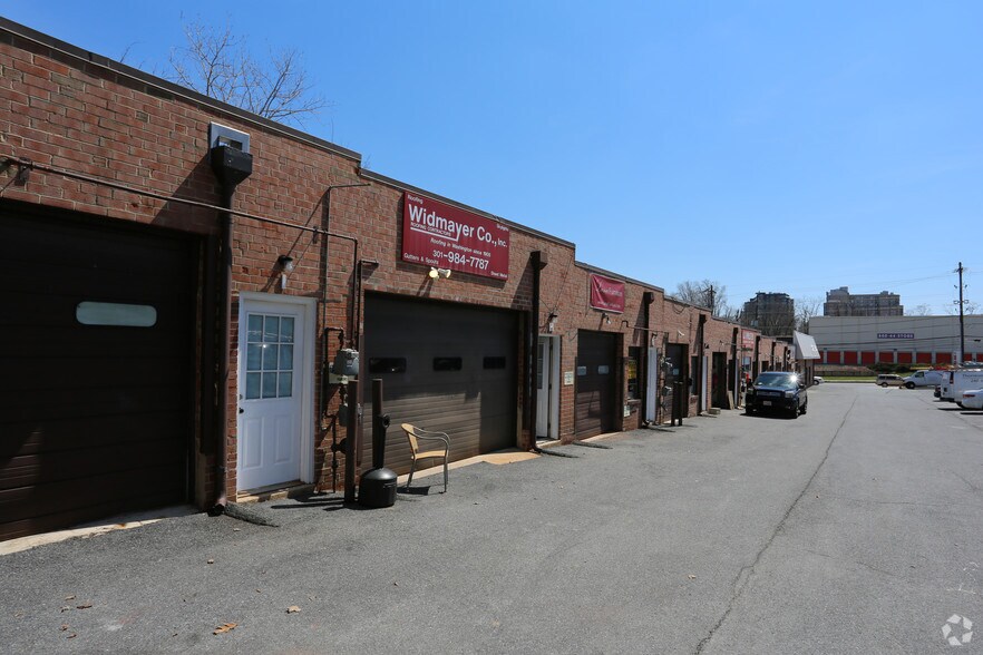 More Photos Of 5465 Randolph Rd, Rockville Warehouse For Lease