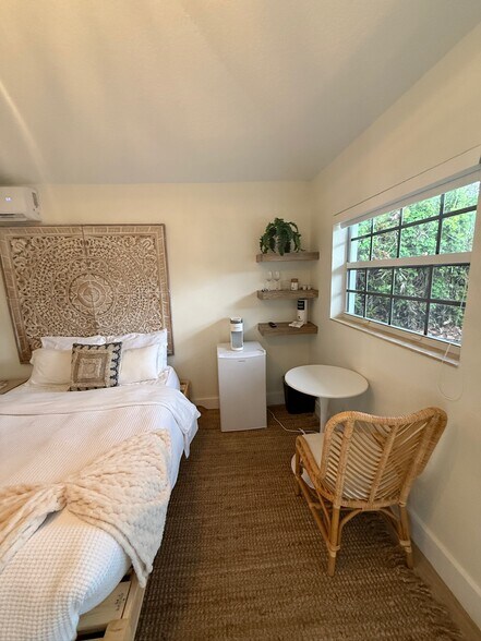 More Photos Of 2502 Tamarind Dr, Hutchinson Island Hotel For Sale