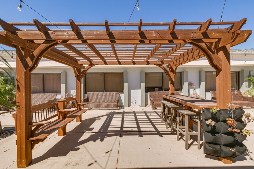 More Photos Of 34921 US Hwy 19 N, Palm Harbor Office Residential For Sale