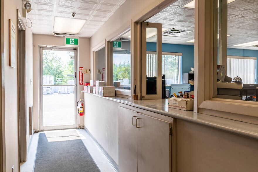 More Photos Of 2555 Maley Dr, Sudbury Warehouse For Sale