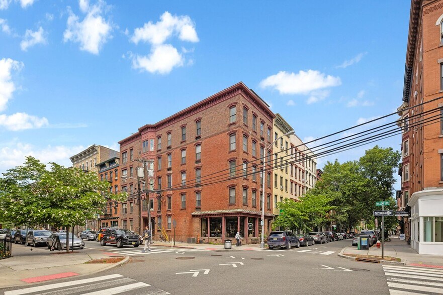 More Photos Of 262 1st St, Hoboken Apartments For Lease