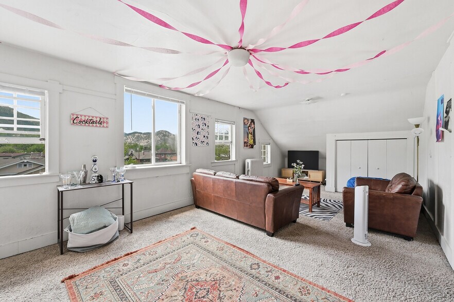 More Photos Of 1090 11th St, Boulder Apartments For Sale