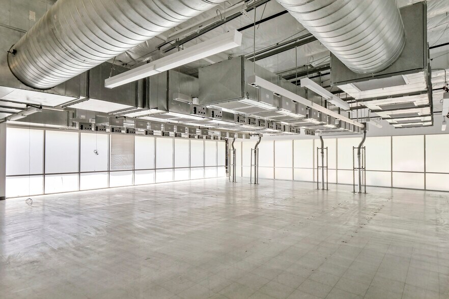 More Photos Of 2901-2929 Patrick Henry Dr, Santa Clara Office For Lease