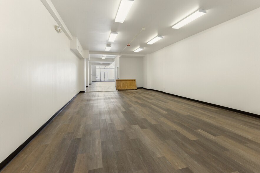 More Photos Of 4014 Market St, Philadelphia Storefront Retail Residential For Sale