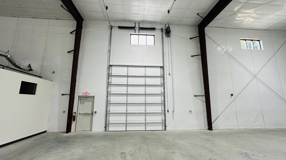 More Photos Of 155 Innovation Way, New Bern Warehouse For Lease
