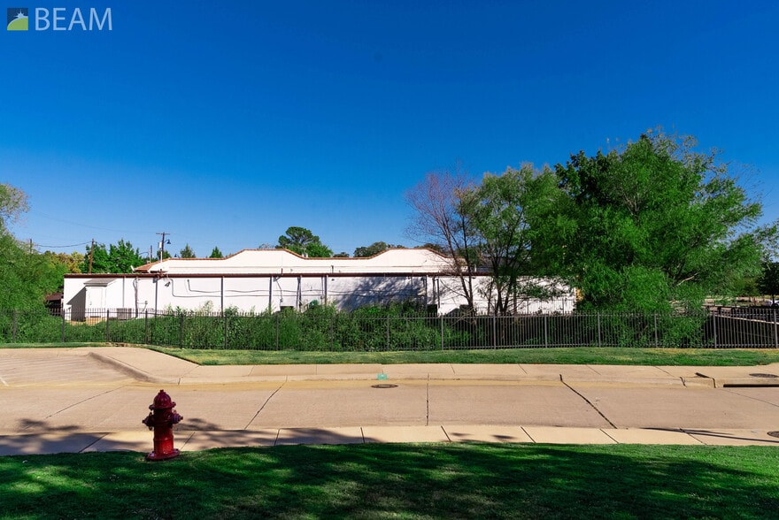 More Photos Of 5200 Colleyville Blvd, Colleyville Storefront Retail Office For Sale