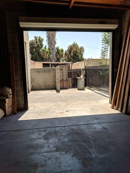 More Photos Of 7635 Serapis Ave, Pico Rivera Warehouse For Lease